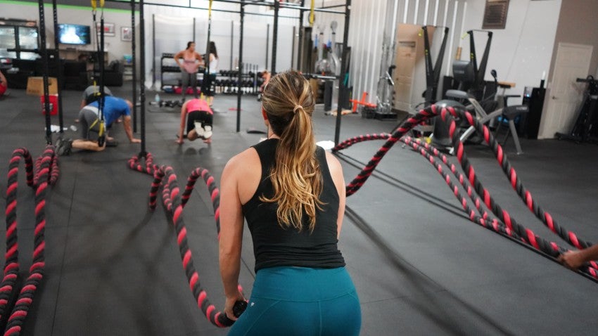 L'entraînement fonctionnel pour les débutants : Comment bien bouger peut améliorer votre vie quotidienne ? | Charlie Tango Fitness